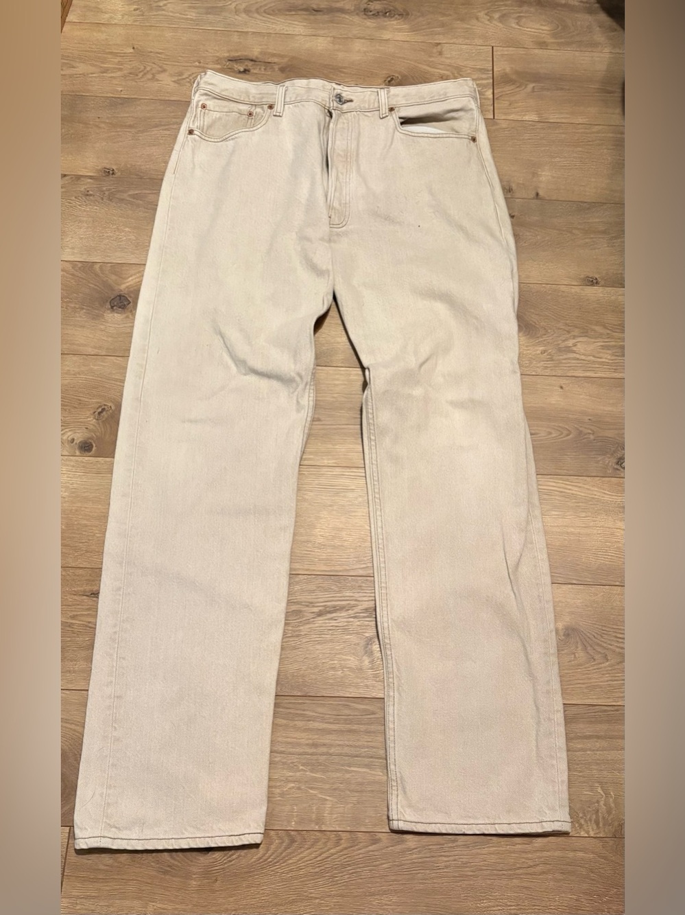 Vintage Levi’s 501 Tan 90s Made in USA Button 38x34 Beige Cream